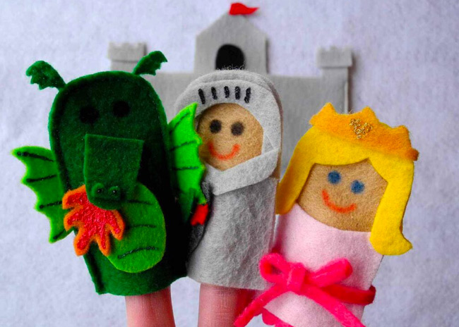 finger-puppets-650X464 felt finger puppets dragon, knight, and princess